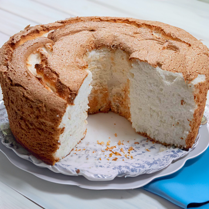 Old Fashioned Homemade Angel Food Cake